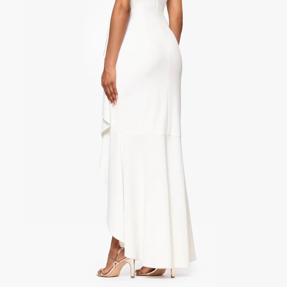 Betsy & Adam Ruffled High-Low Gown white Size 12 - Picture 4 of 9